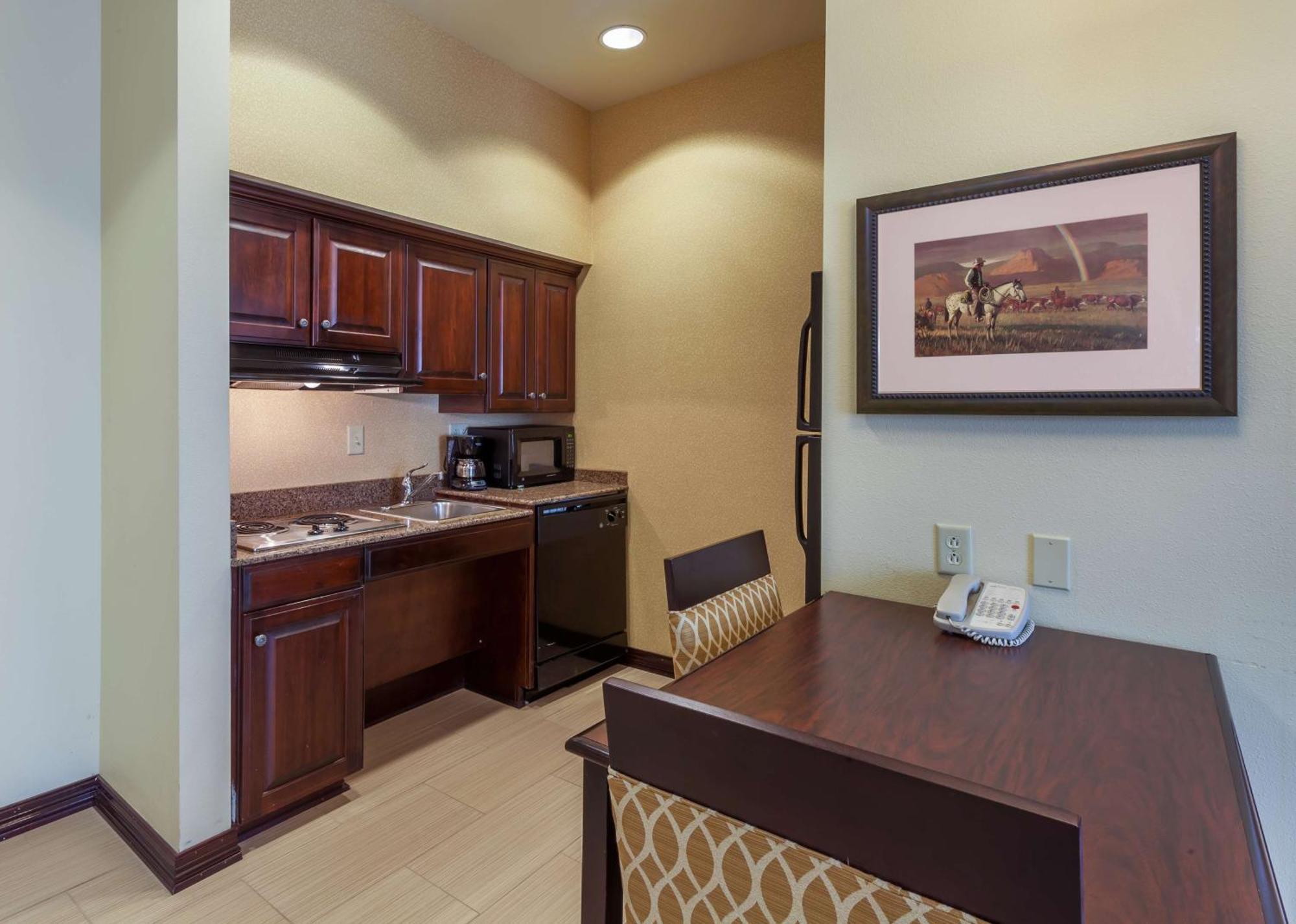 Homewood Suites Wichita Falls Exterior photo