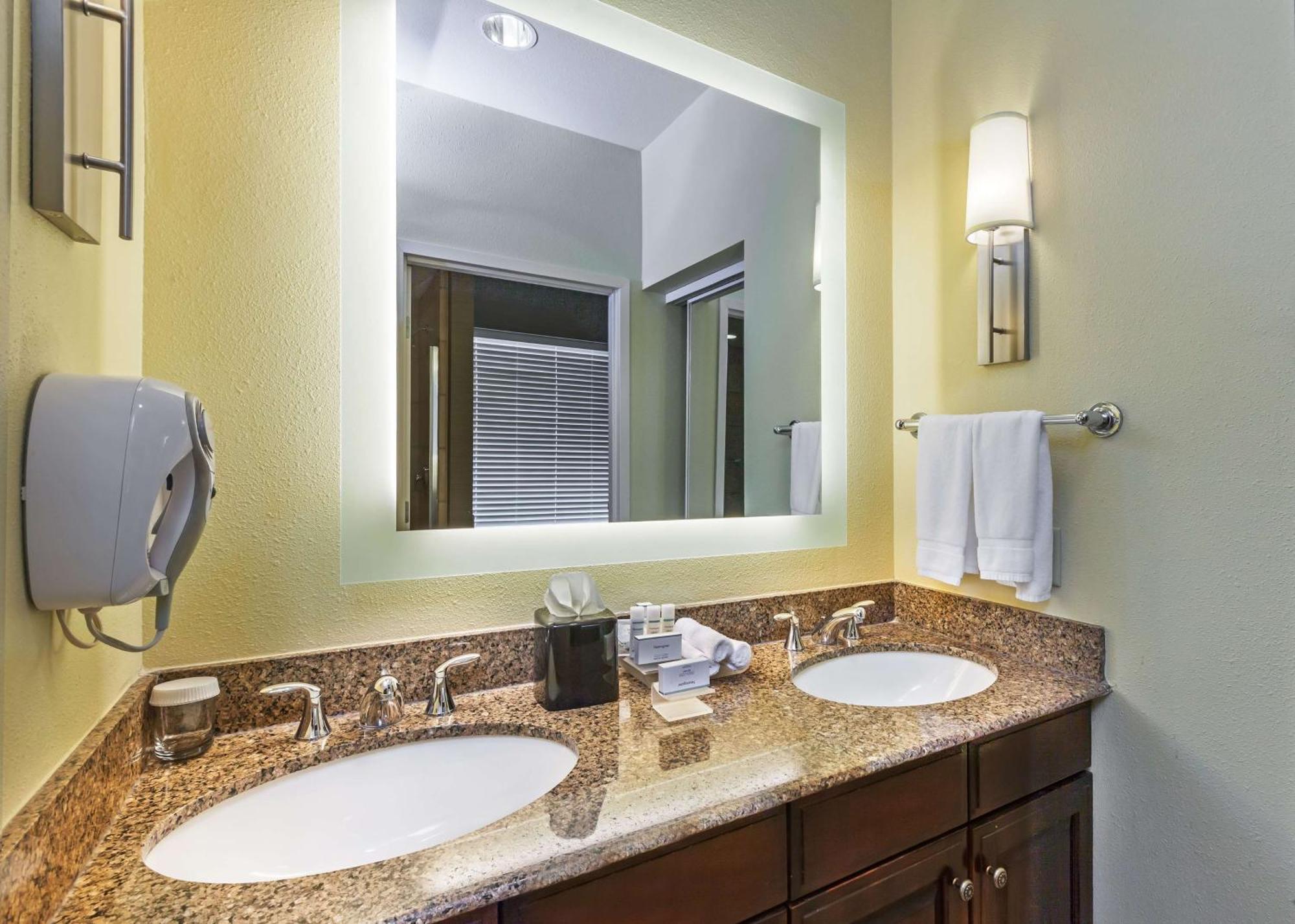 Homewood Suites Wichita Falls Exterior photo